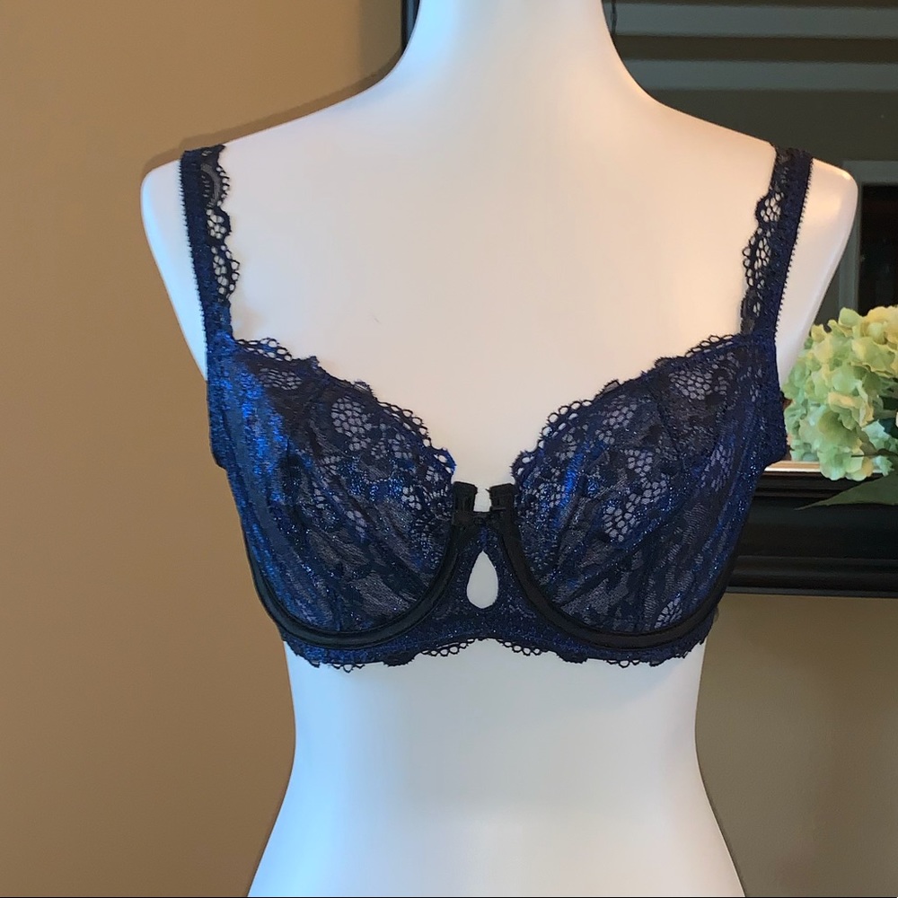 Victoria’s Secret Unlined Demi Bra 34D